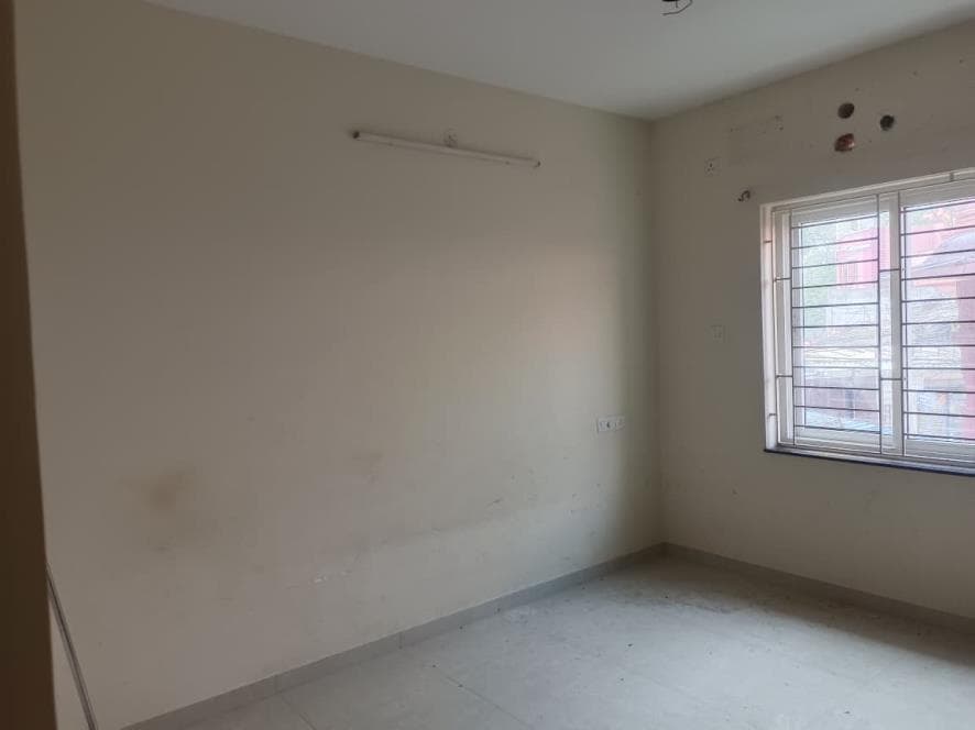 Property Photos 9