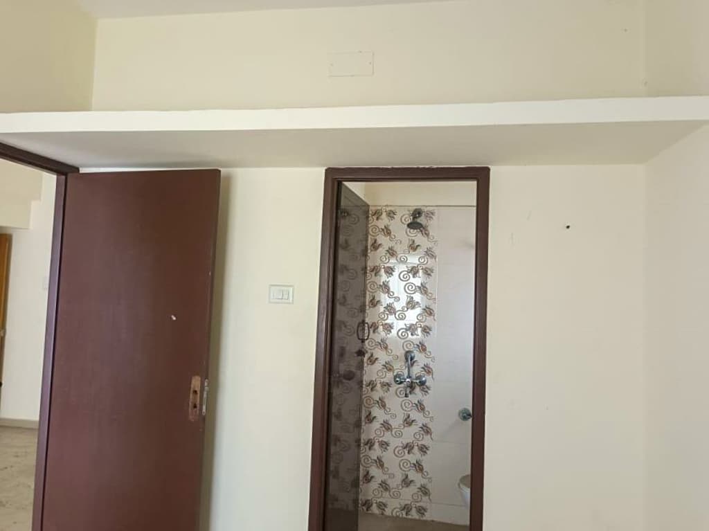 Property Photos 4