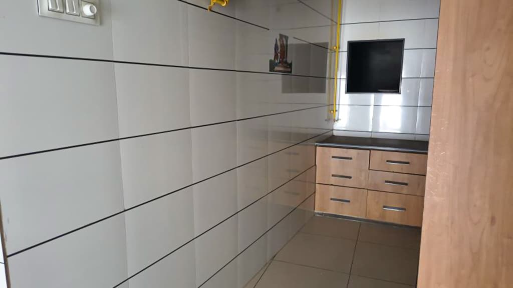Property Photos 10