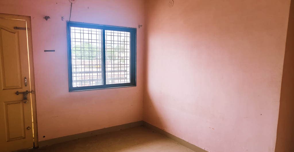 Property Photos 8