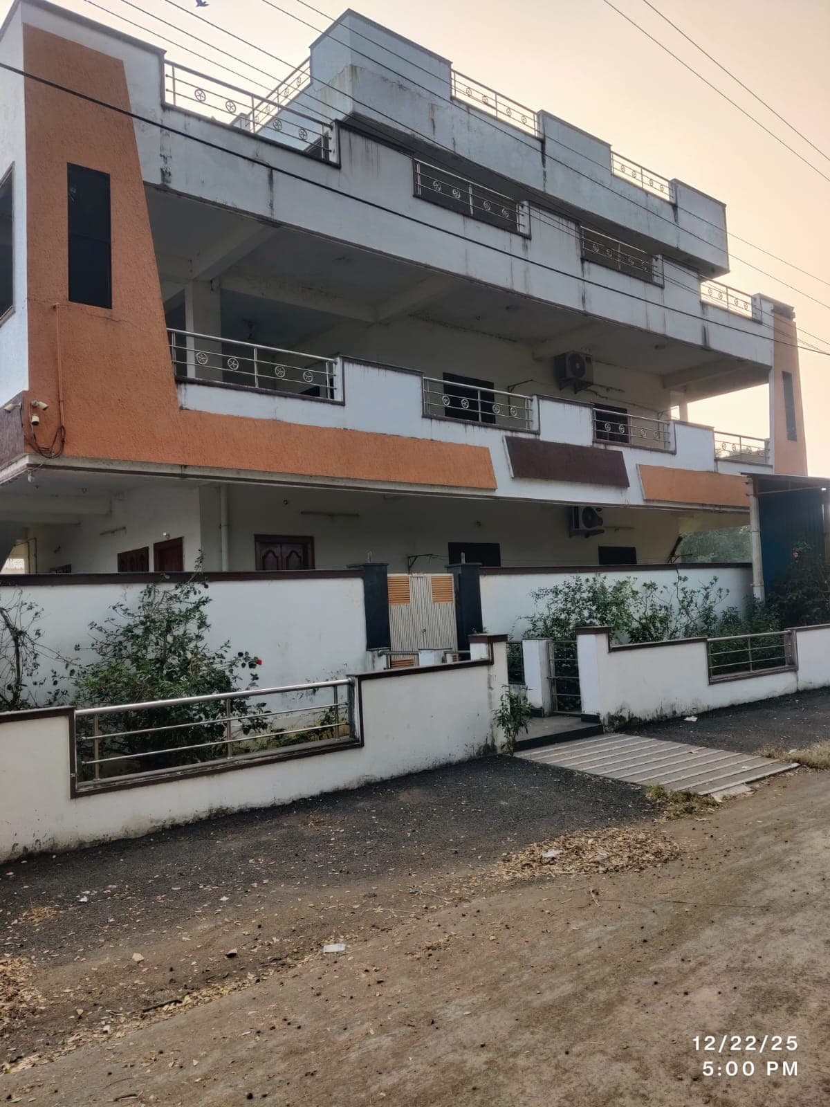 Property Photos 5