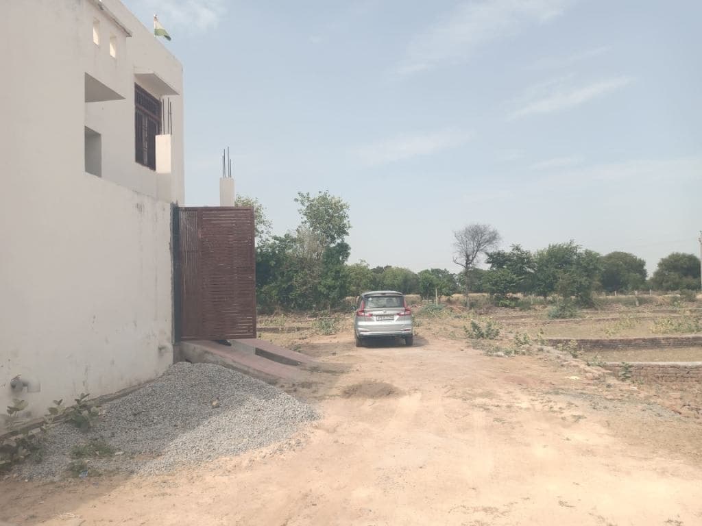 Property Photos 1