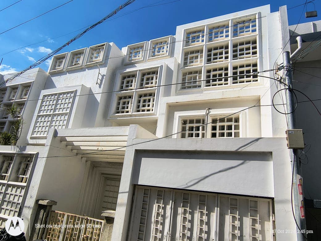 Property Photos 8