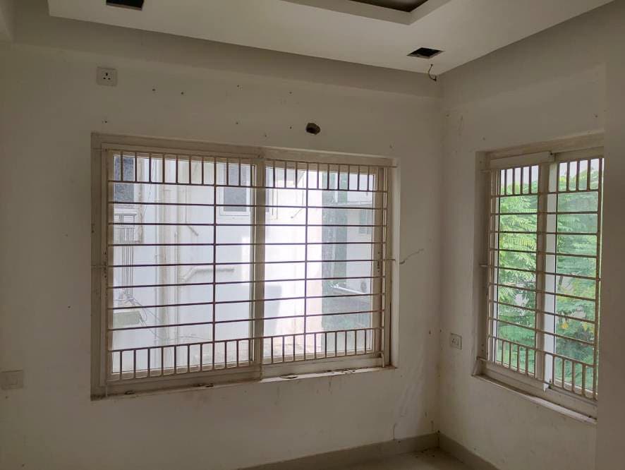 Property Photos 5