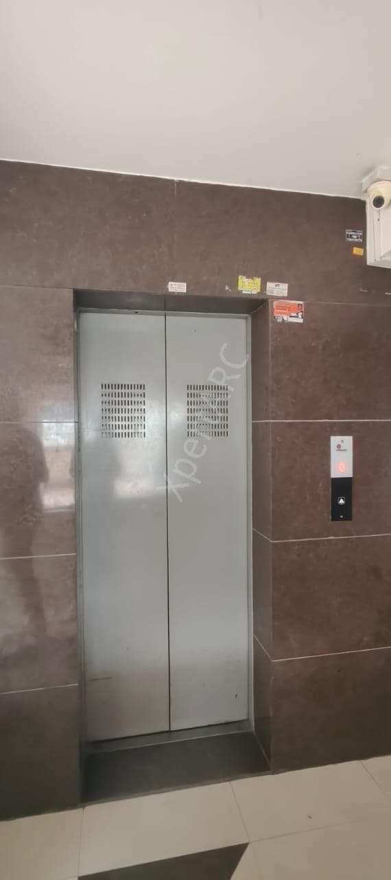 Property Photos 6
