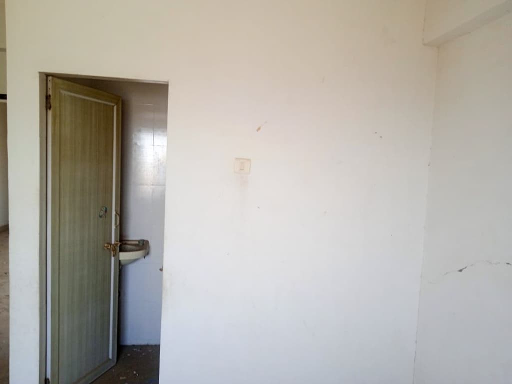 Property Photos 9