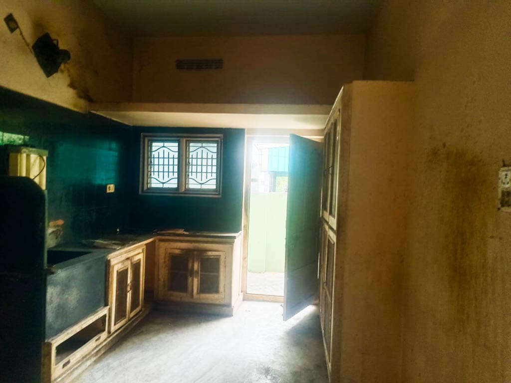 Property Photos 5