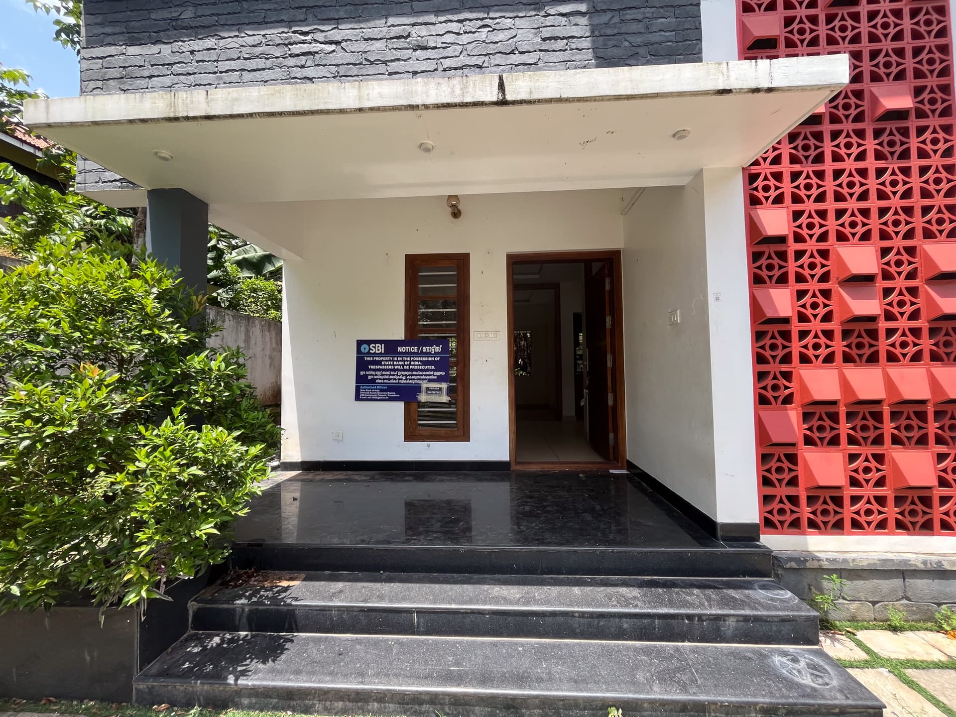 Property Photos 18