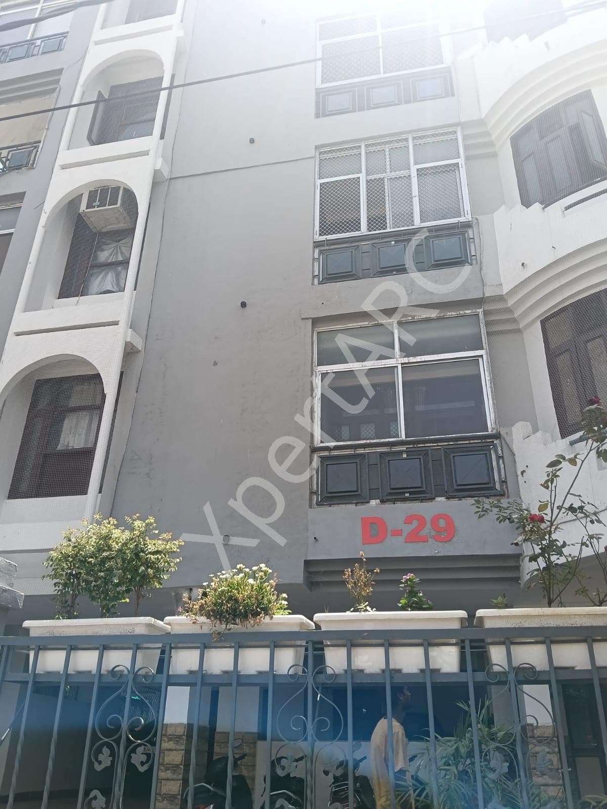 Property Photos 18