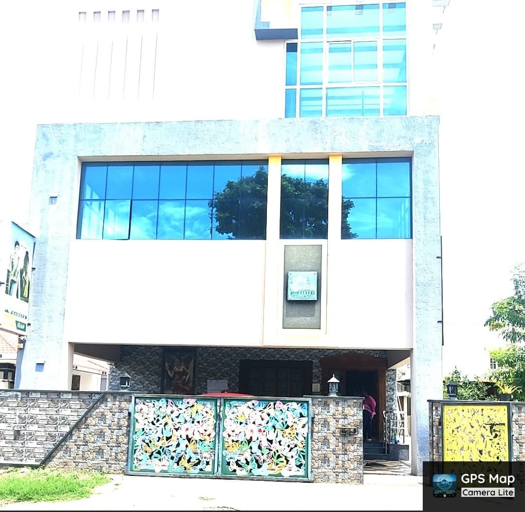 Property Photos 1