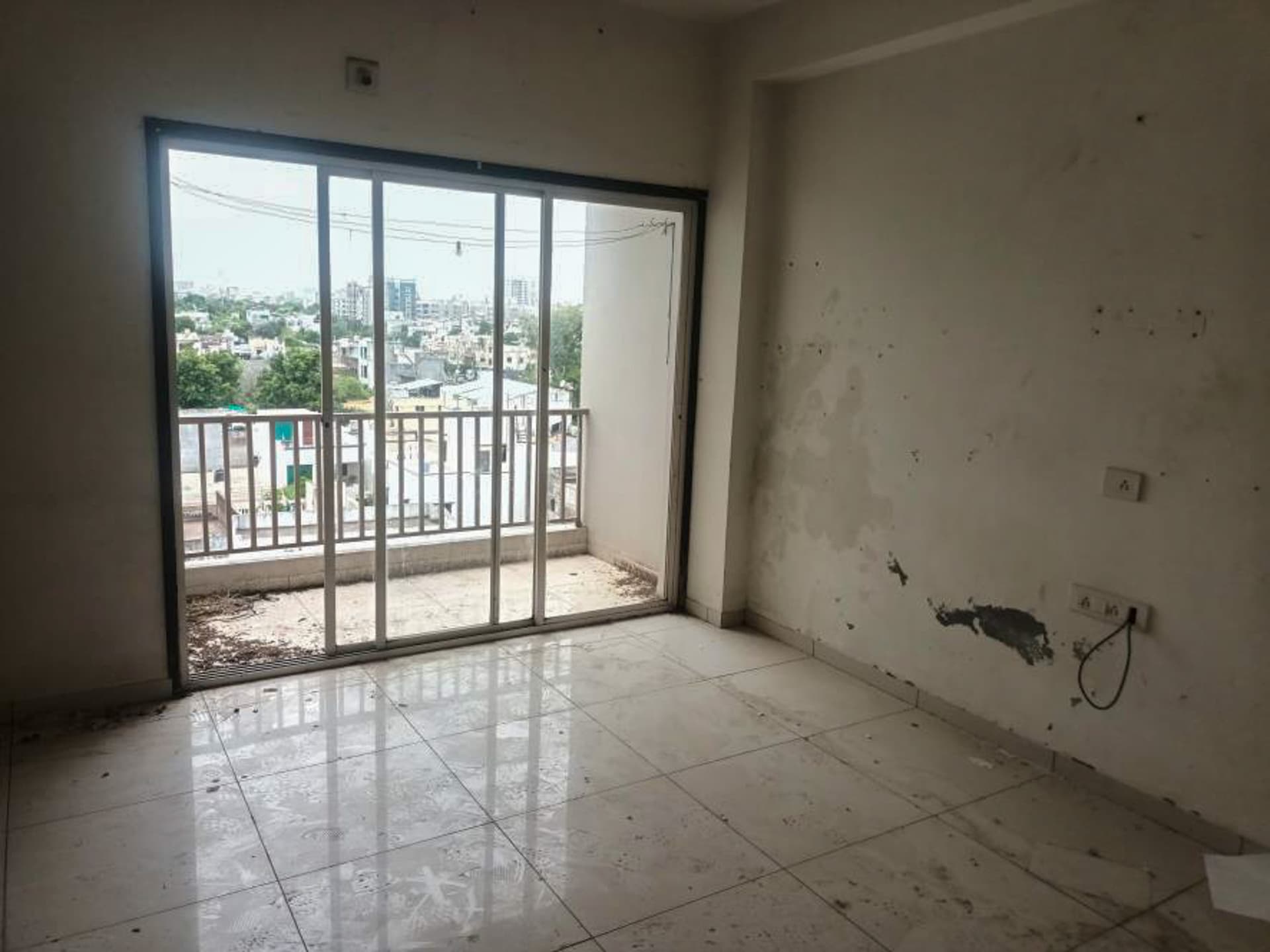 Property Photos 12