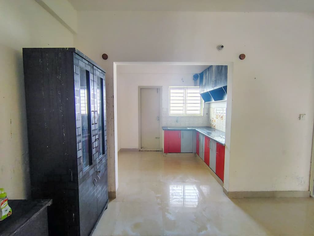 Property Photos 19