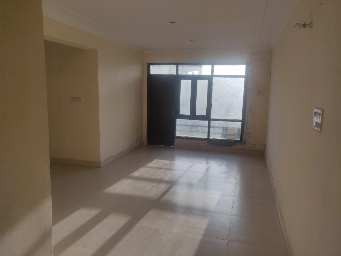 Property Photos 6