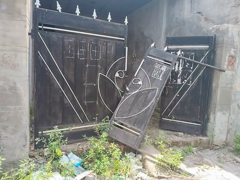 Property Photos 4