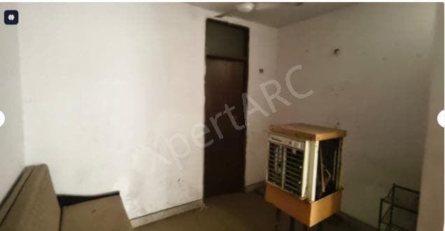 Property Photos 9