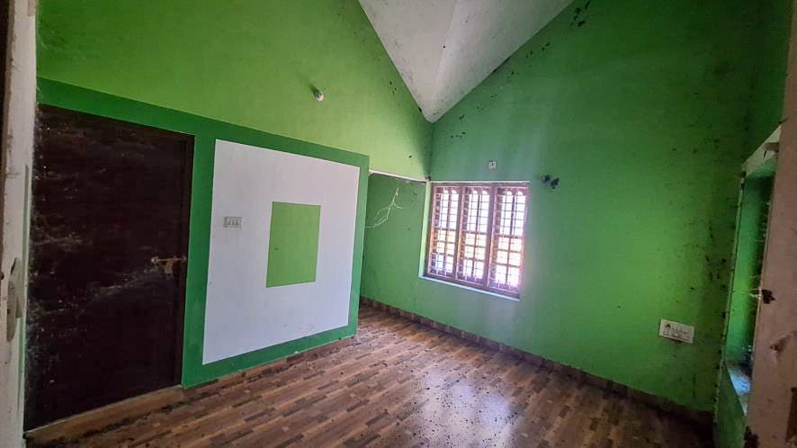 Property Photos 12