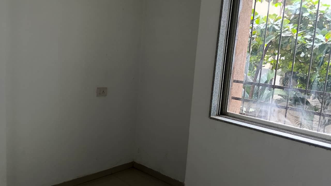 Property Photos 14