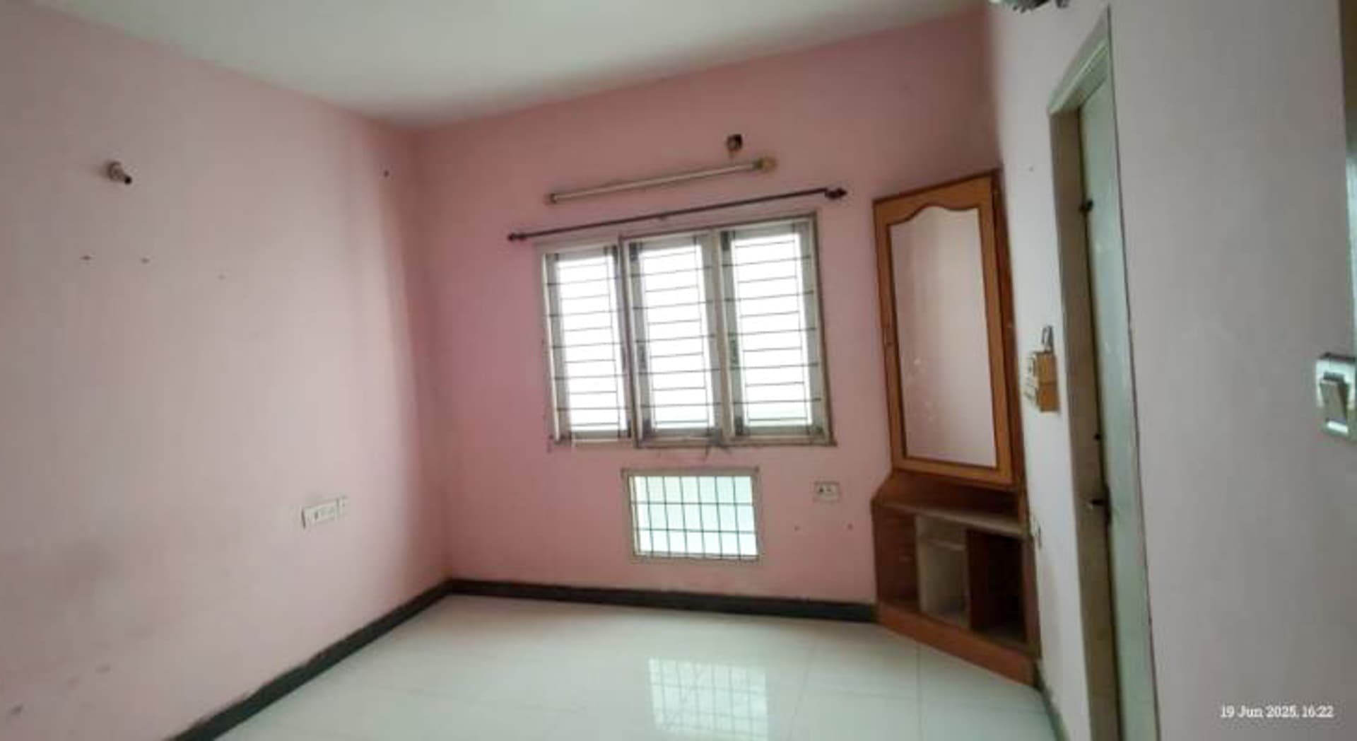 Property Photos 10