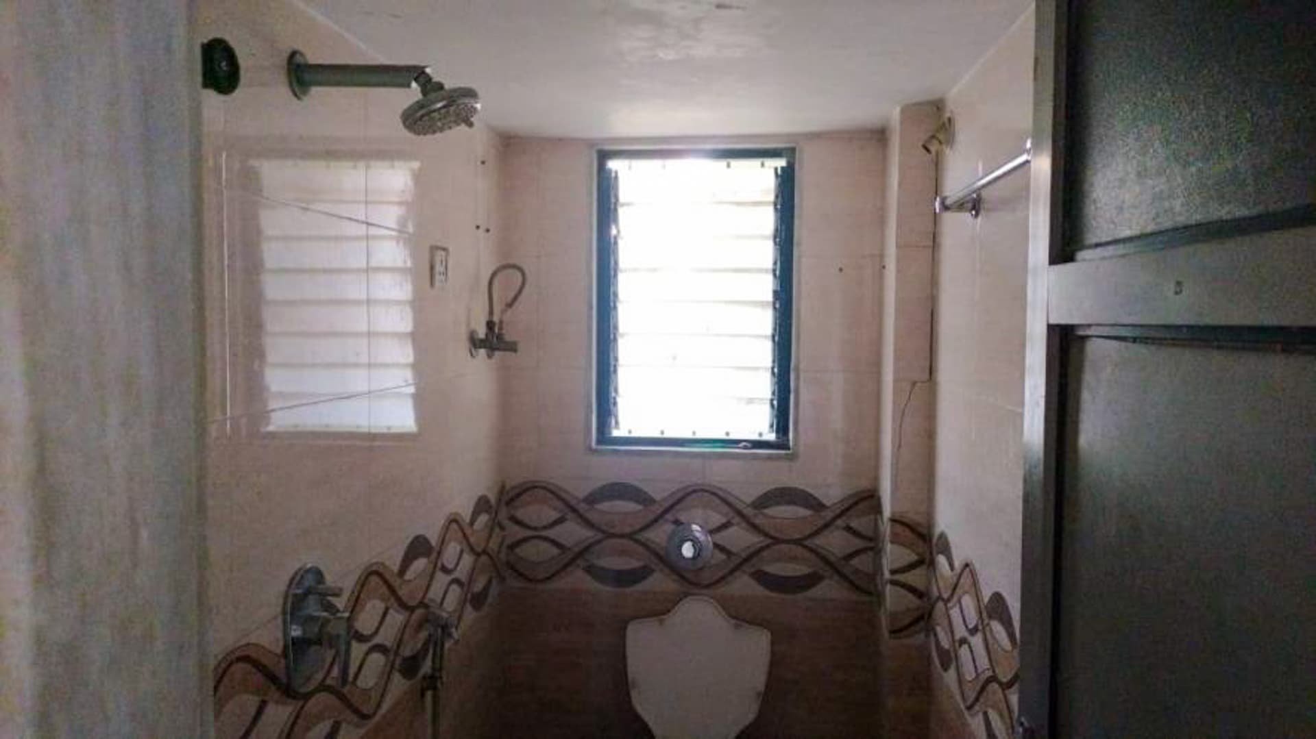 Property Photos 11