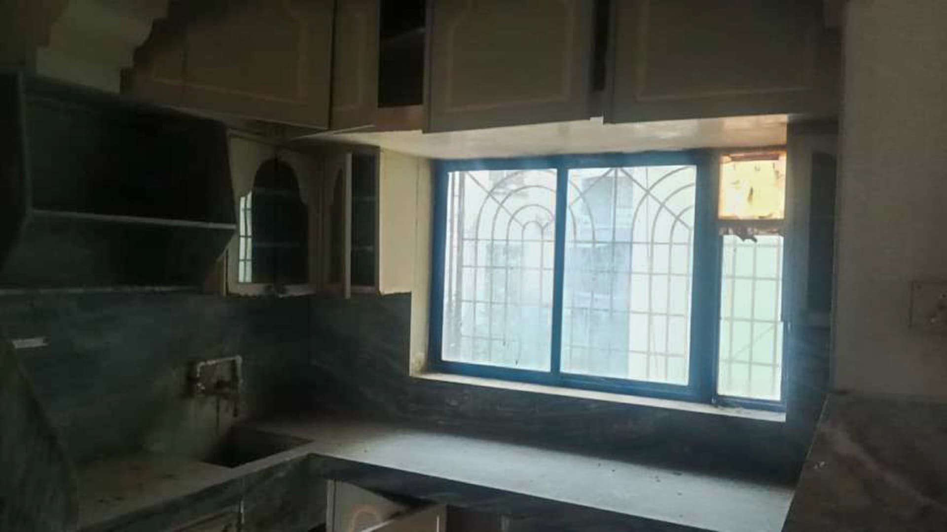 Property Photos 9