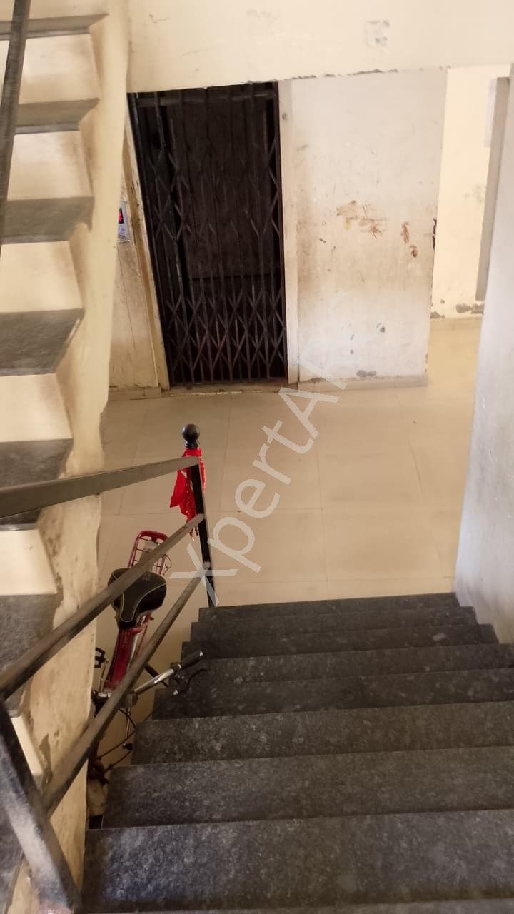 Property Photos 8