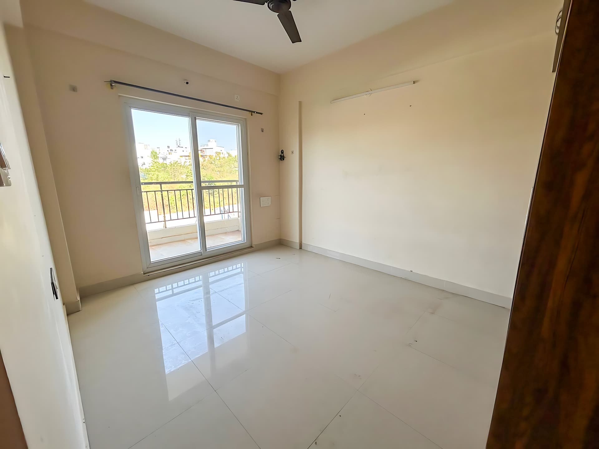 Property Photos 7