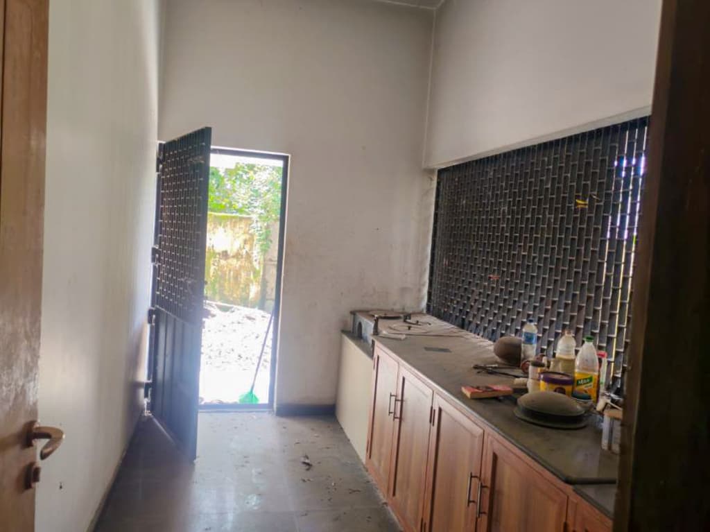 Property Photos 25