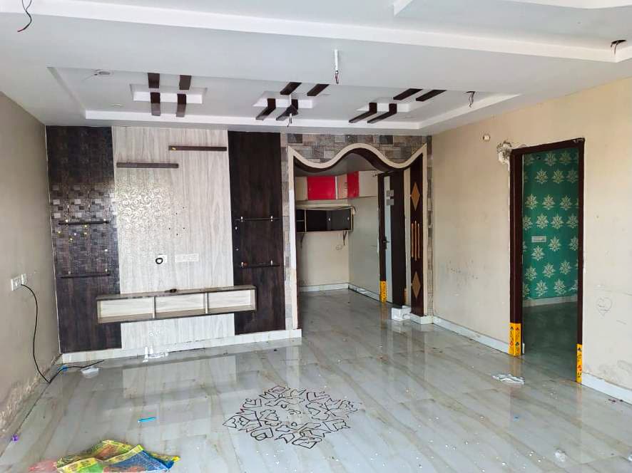 Property Photos 7
