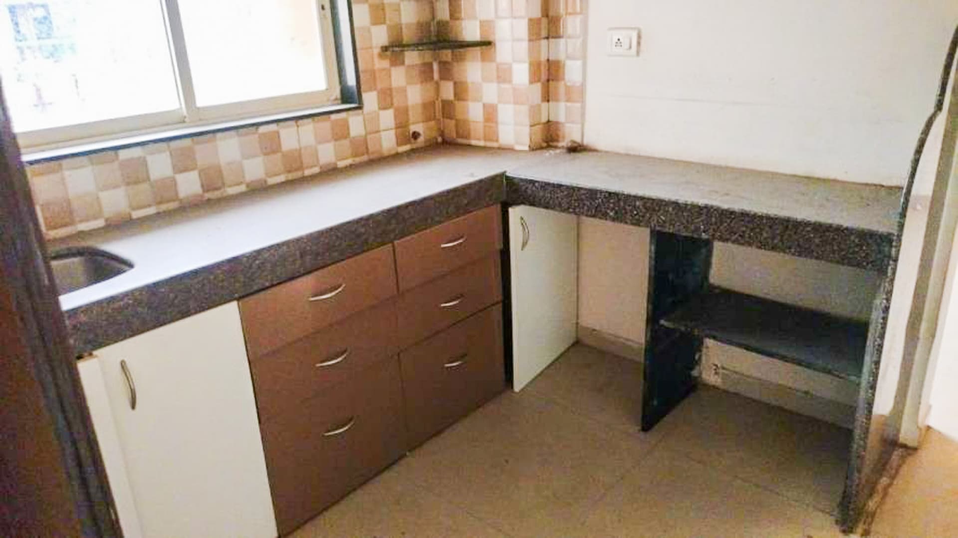 Property Photos 30