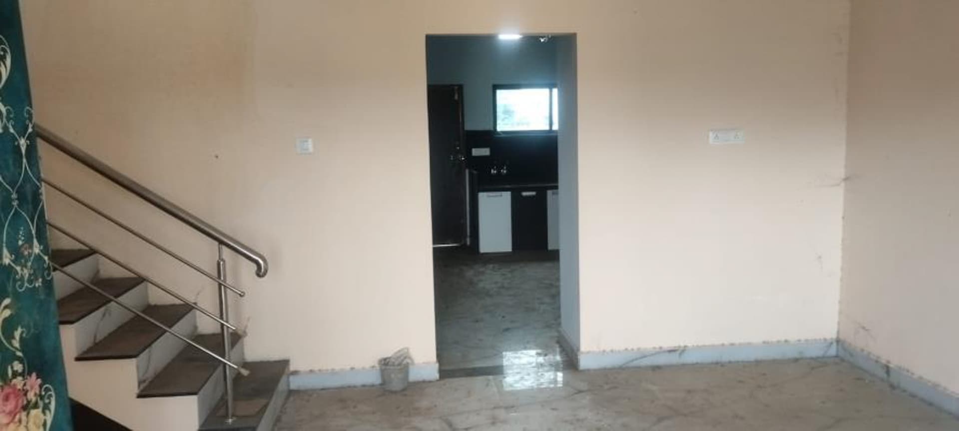 Property Photos 17
