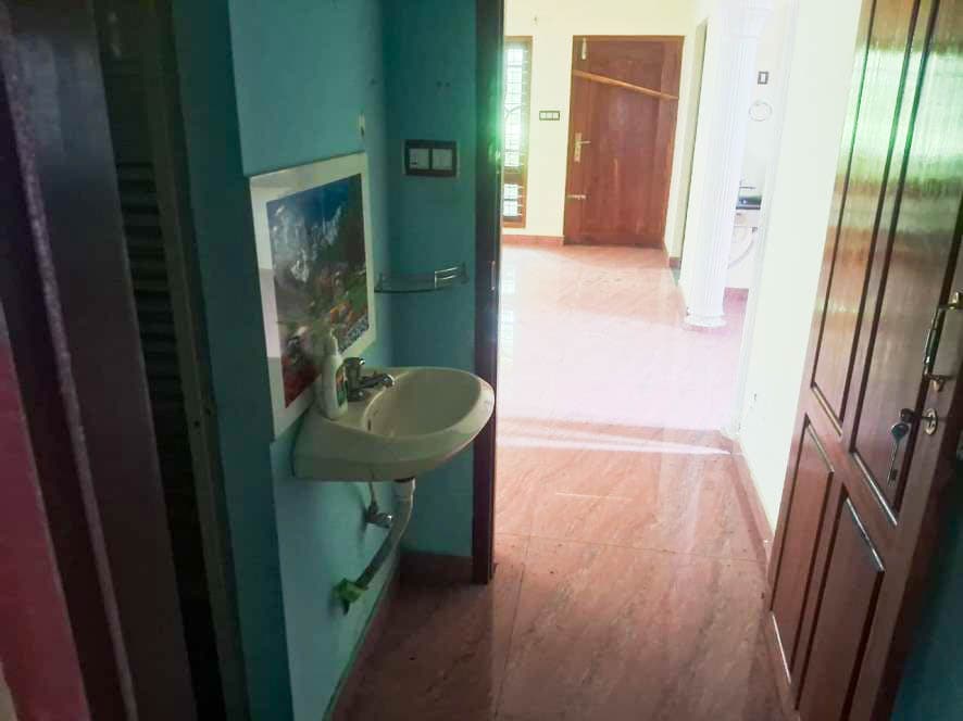 Property Photos 8