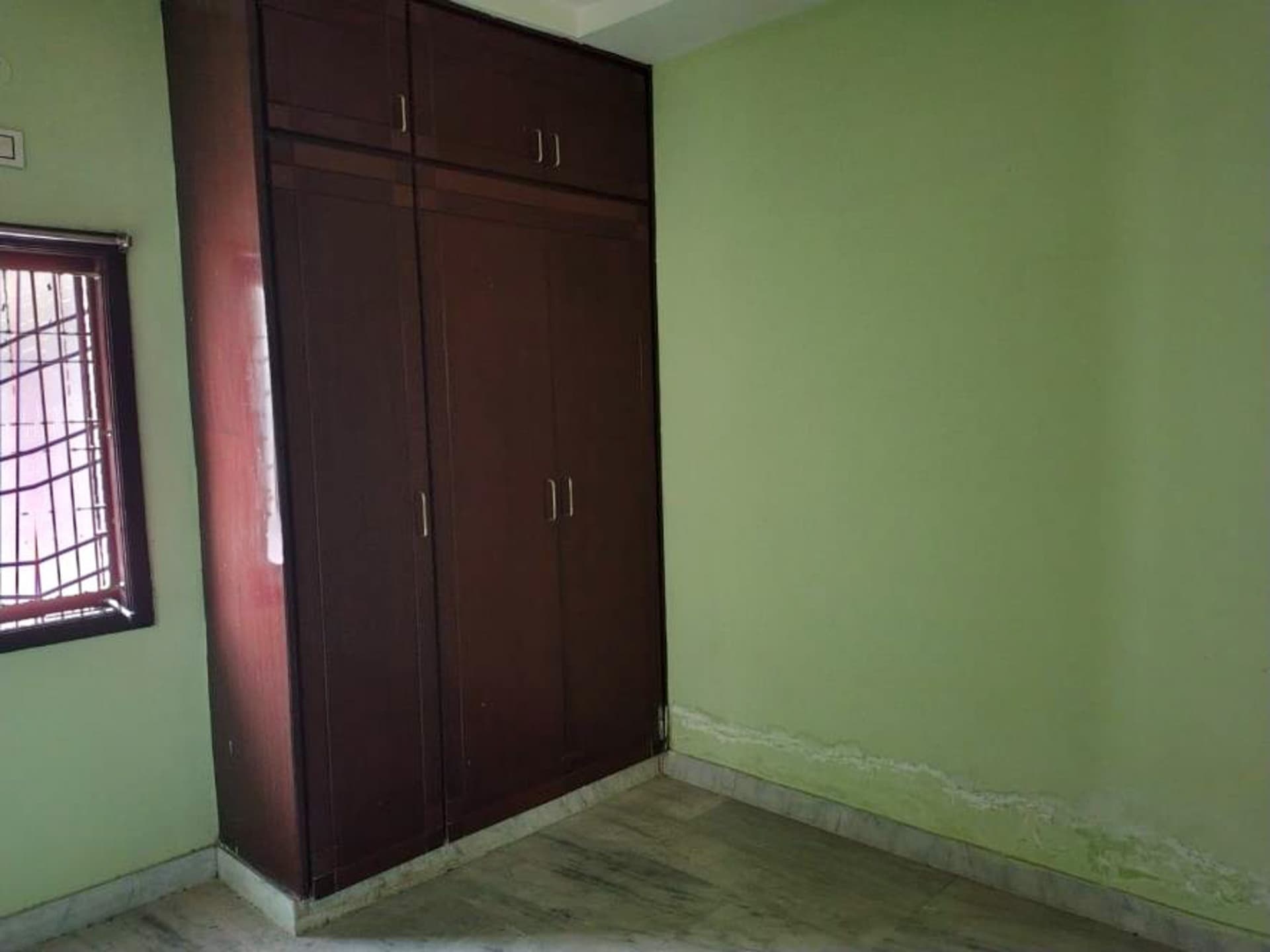 Property Photos 6