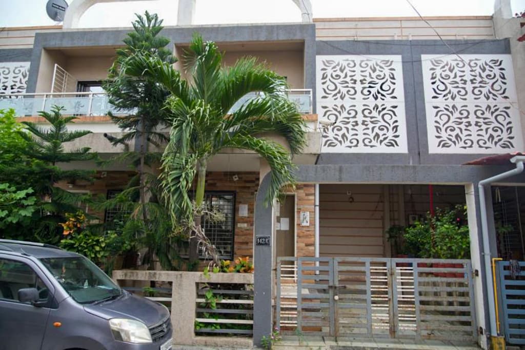 Property Photos 8