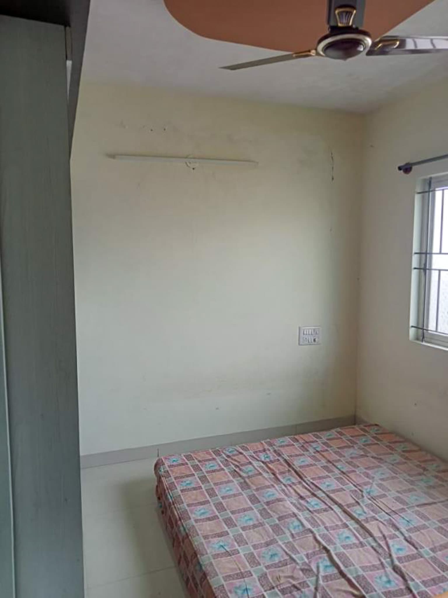 Property Photos 12