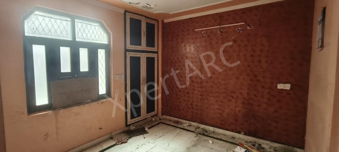 Property Photos 18