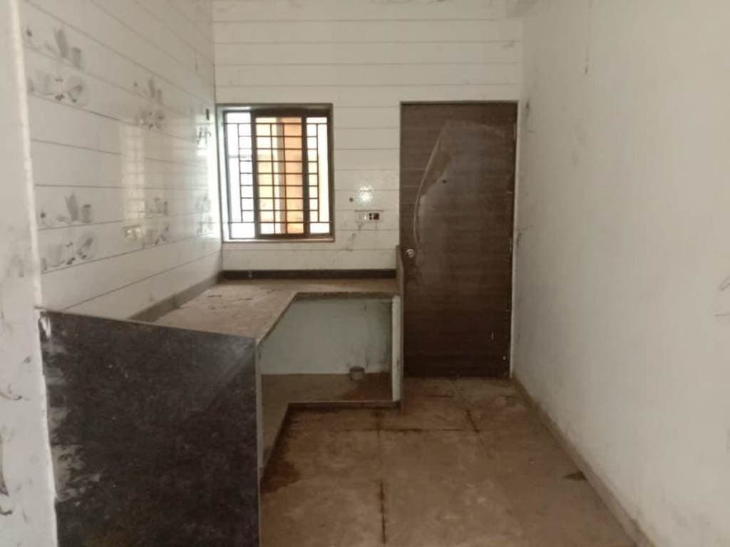 Property Photos 44