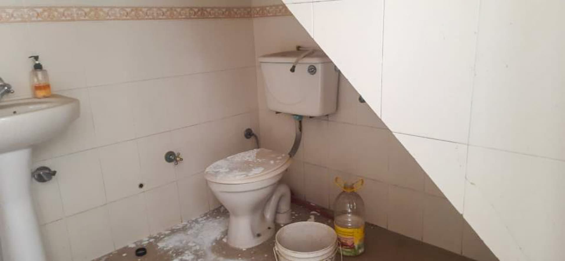 Property Photos 17