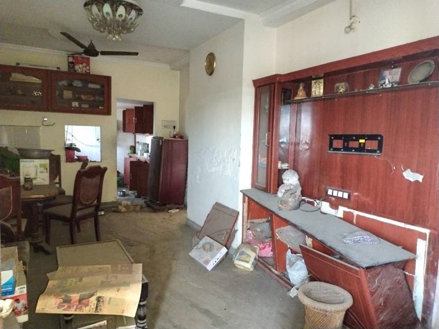 Property Photos 6