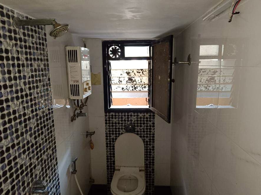 Property Photos 25