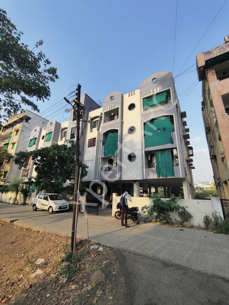 Property Photos 17