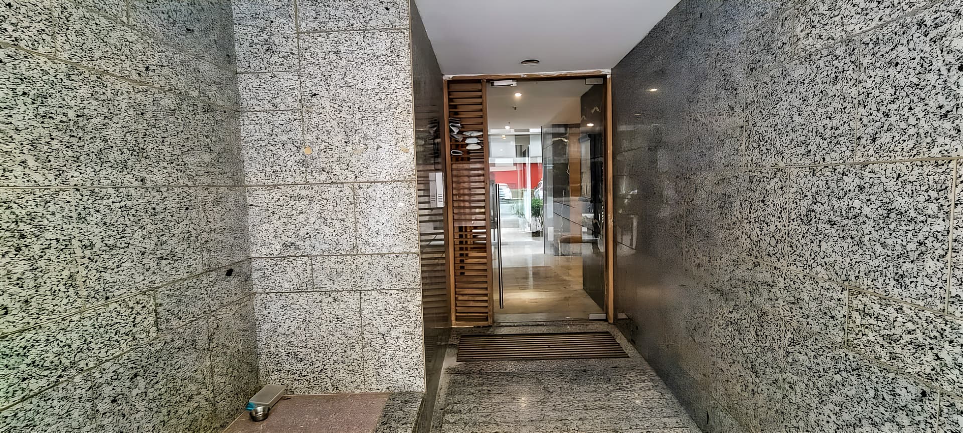 Property Photos 18