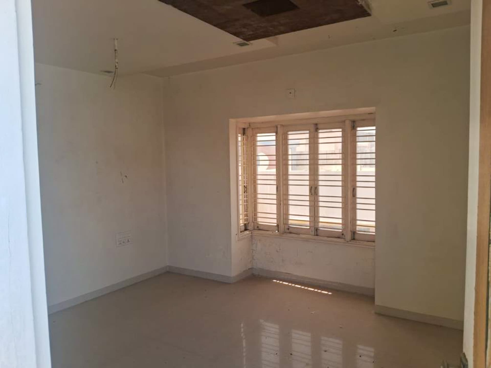 Property Photos 5