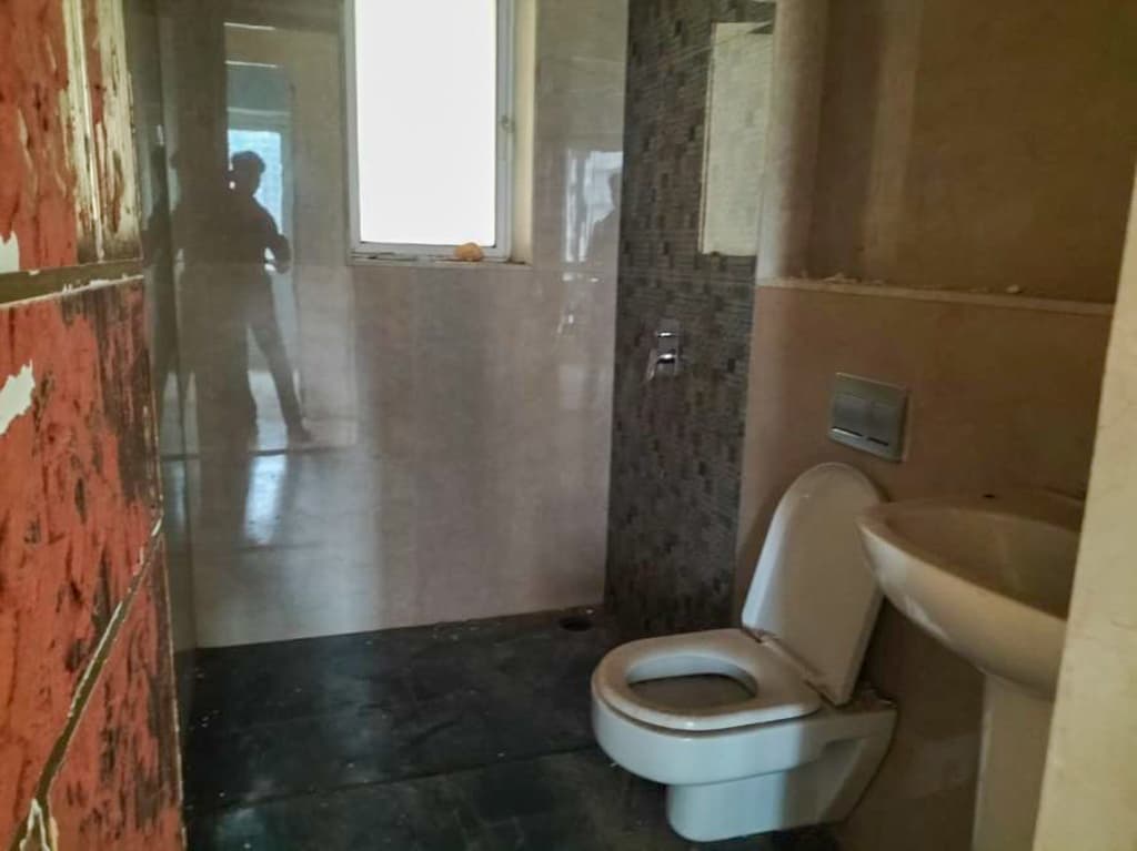 Property Photos 8