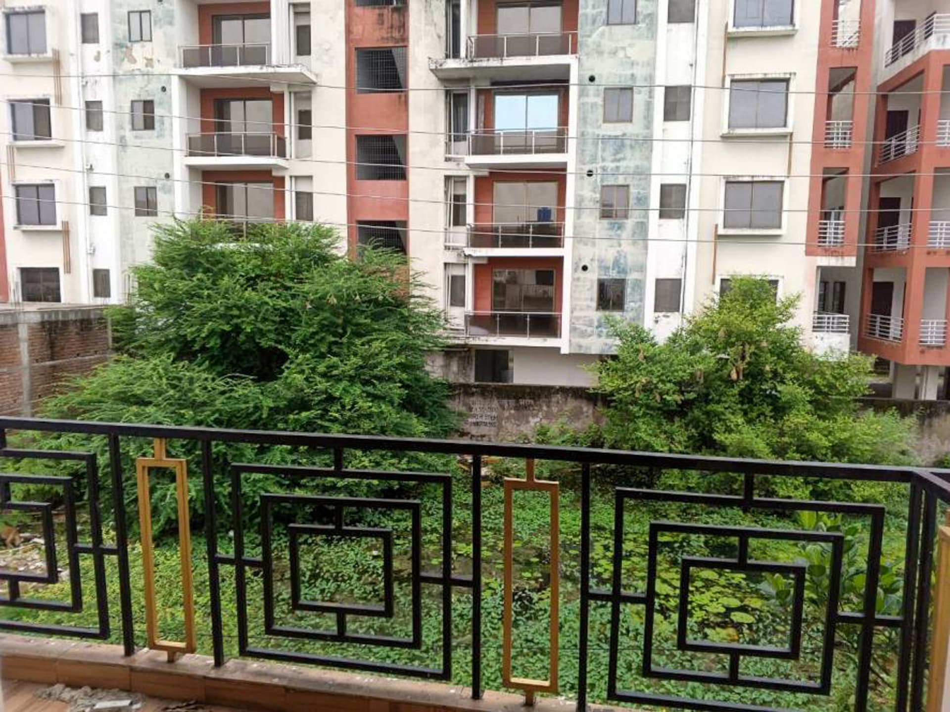 Property Photos 26