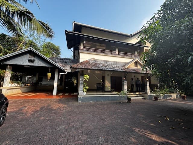 Property Photos 1