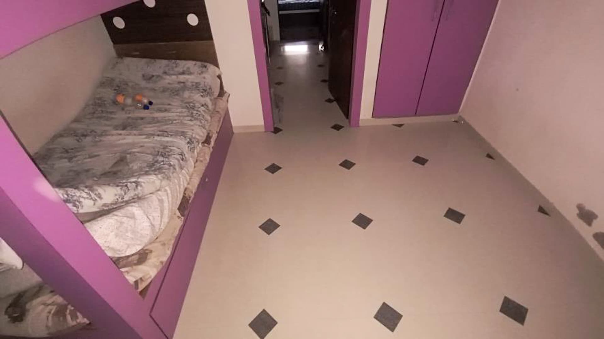 Property Photos 8