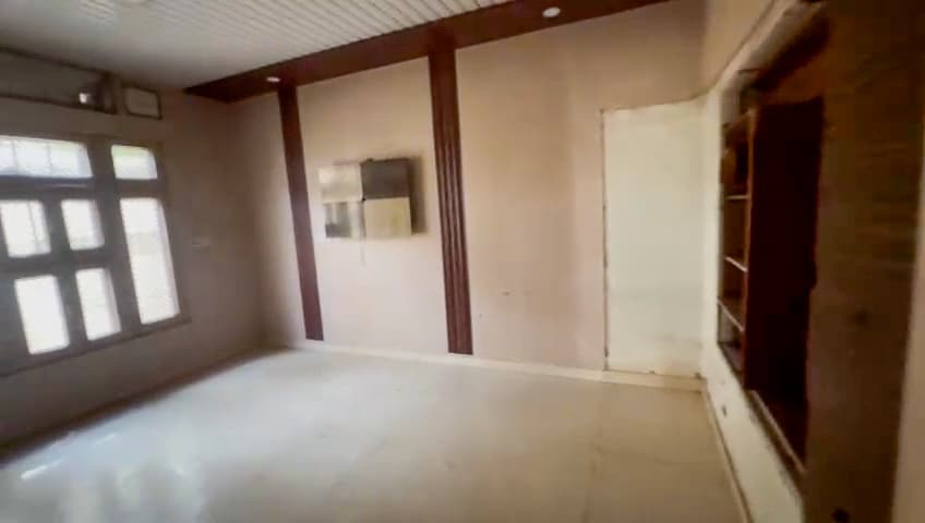 Property Photos 29