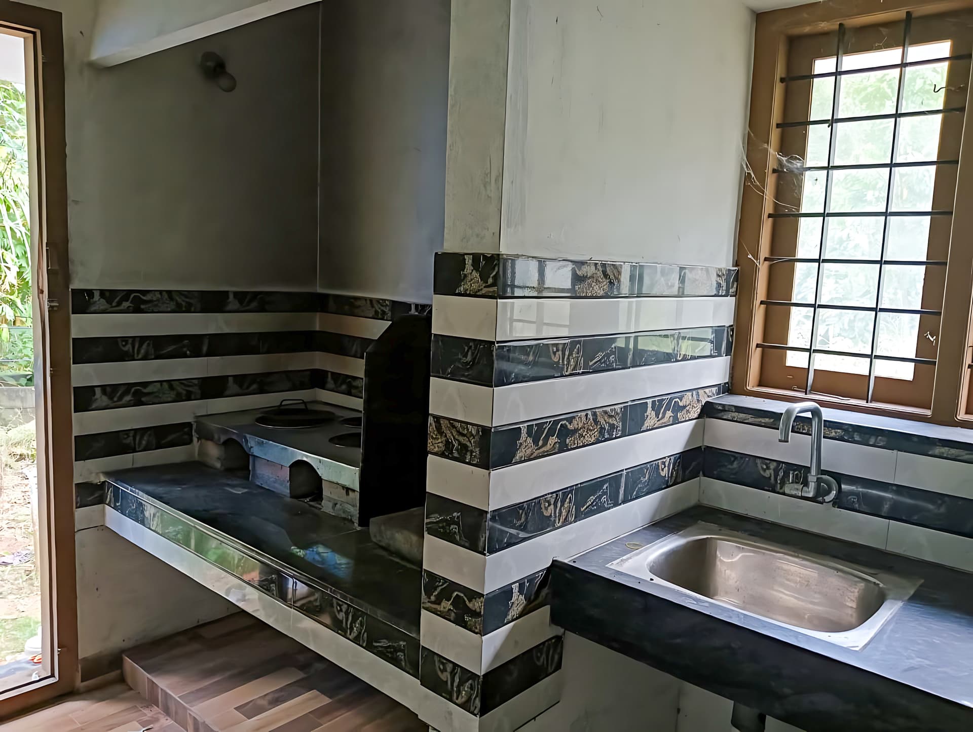 Property Photos 17