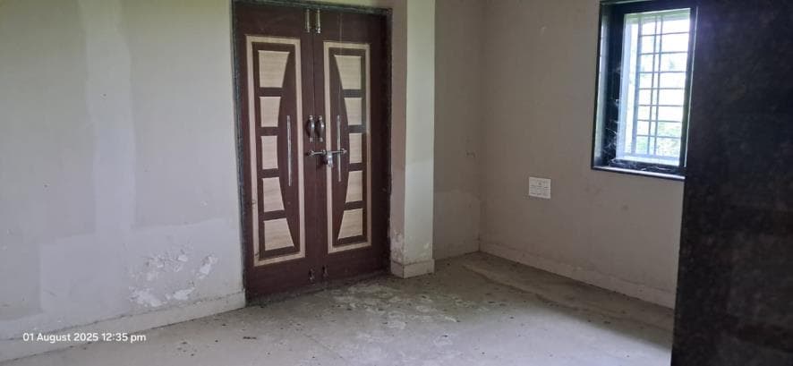 Property Photos 8