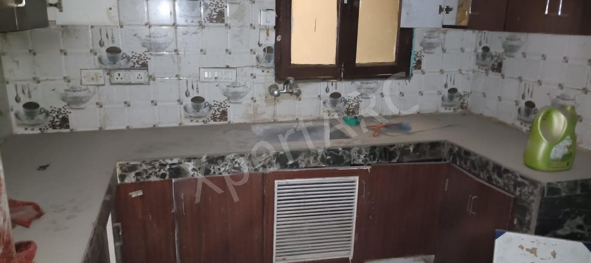 Property Photos 9